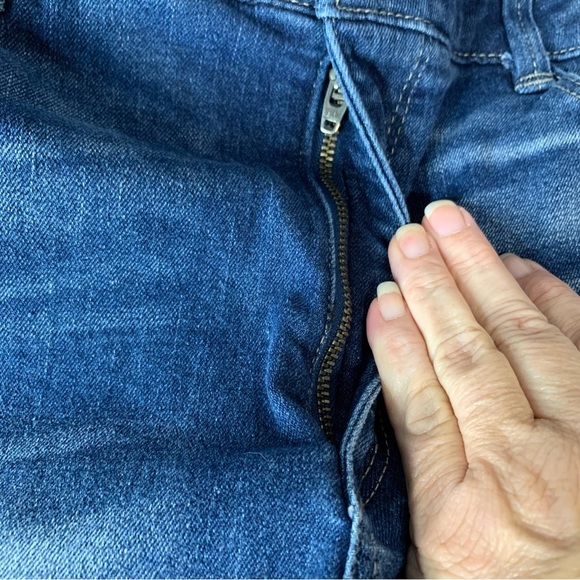 Democracy “Ab” Solution blue jean #B1965QNSH w‎ asymmetrical hem. EUC Size 16 - Picture 7 of 14